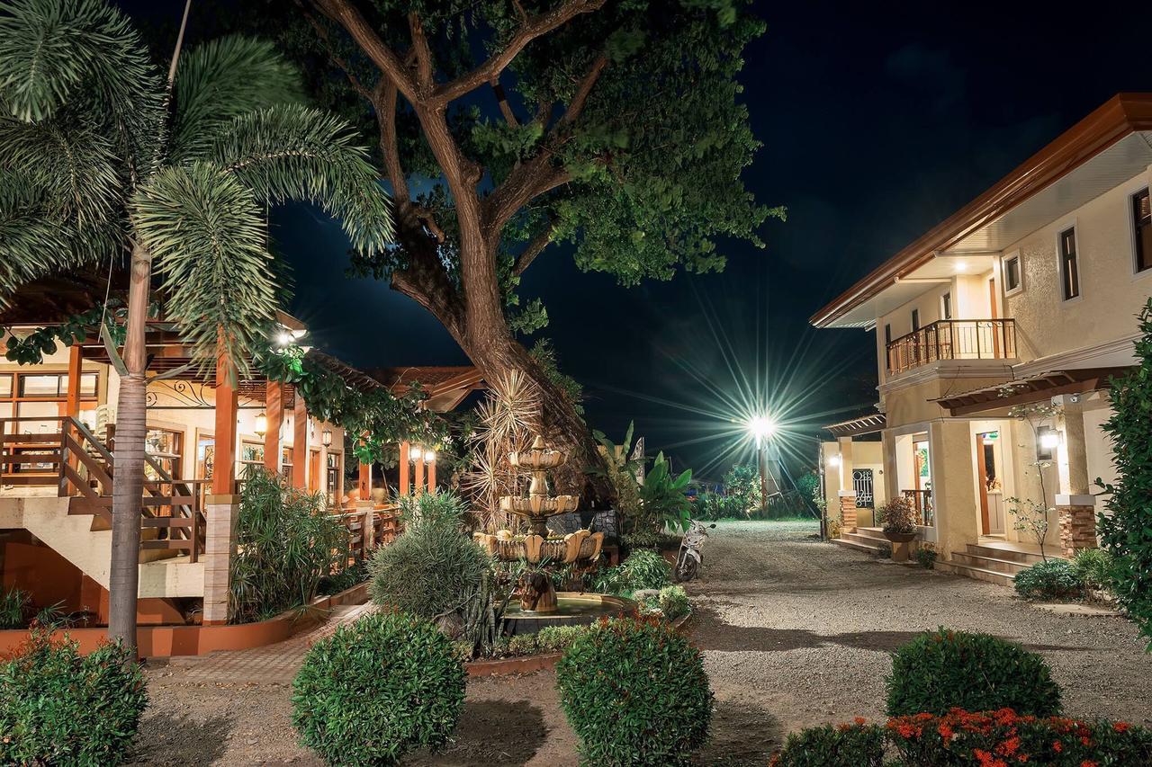 Maruyog'S Ridge Convention Center Hotel Quezon City Eksteriør billede