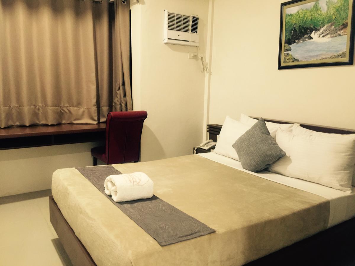Maruyog'S Ridge Convention Center Hotel Quezon City Eksteriør billede