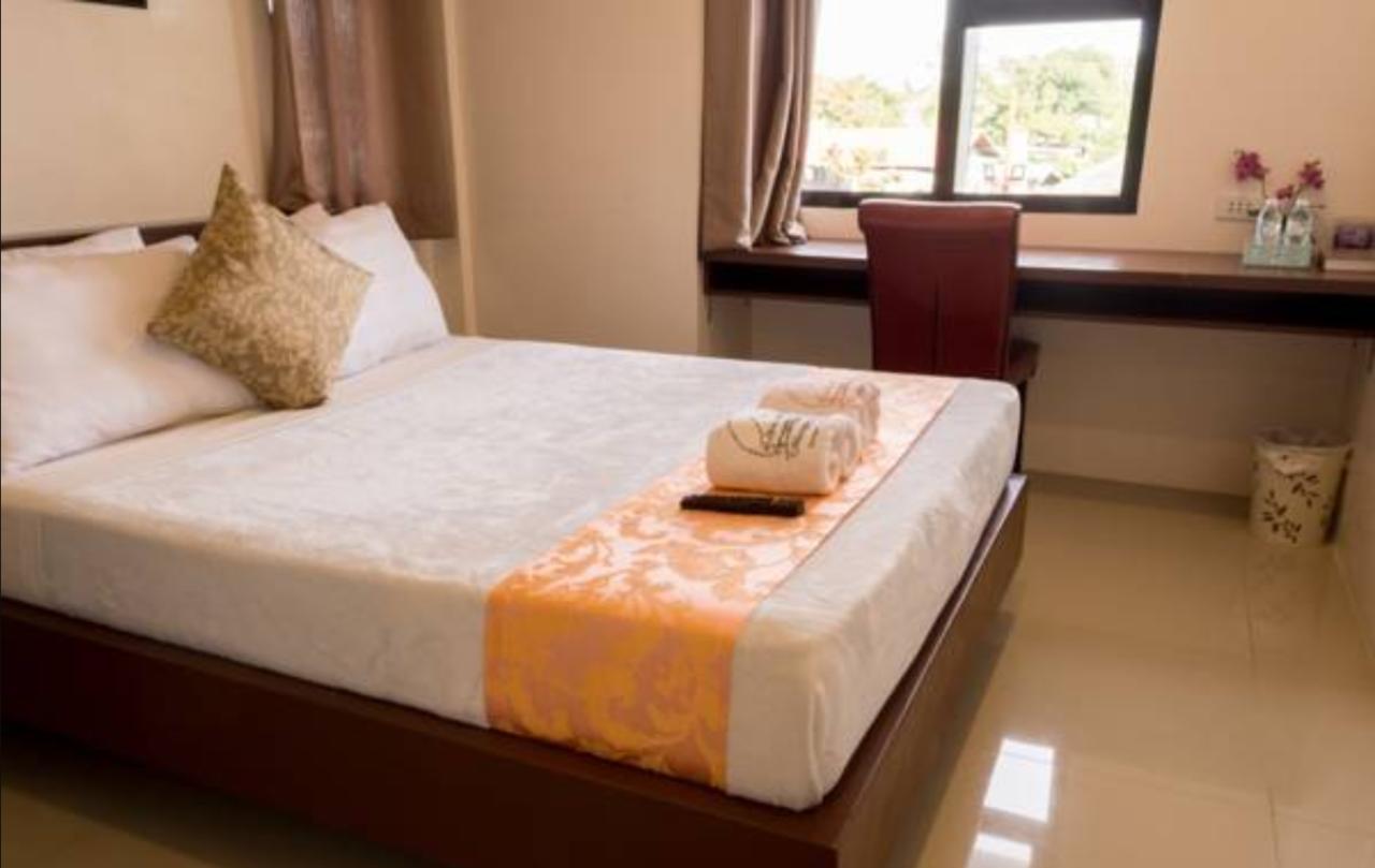 Maruyog'S Ridge Convention Center Hotel Quezon City Eksteriør billede