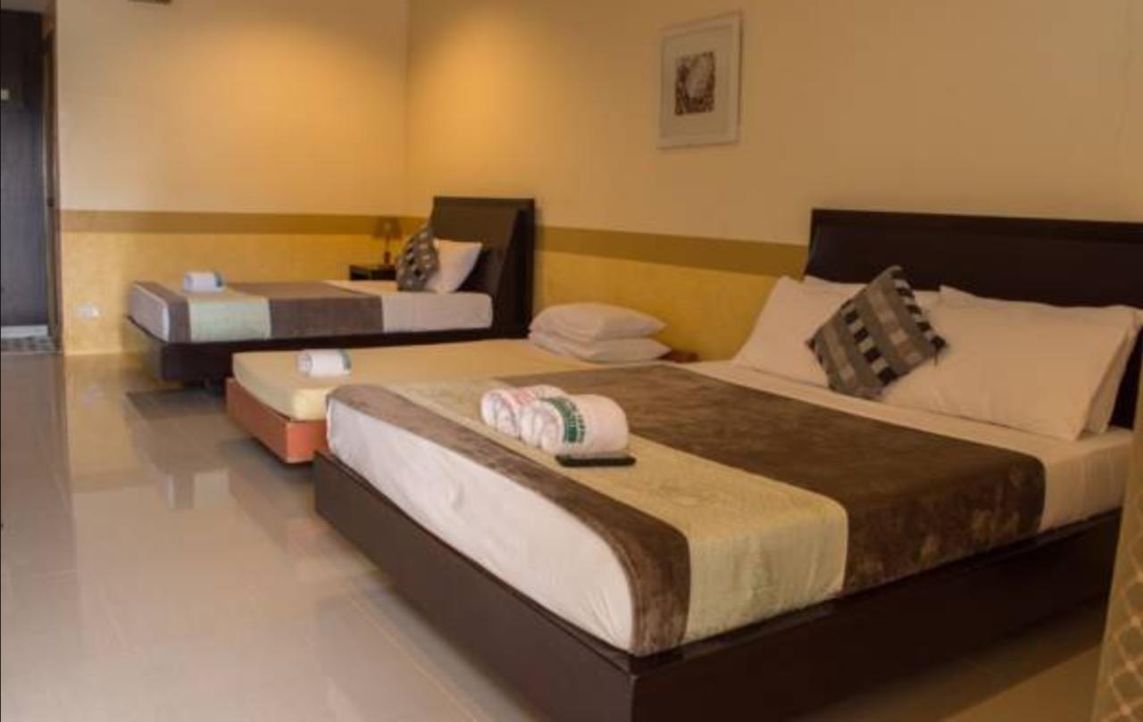 Maruyog'S Ridge Convention Center Hotel Quezon City Eksteriør billede