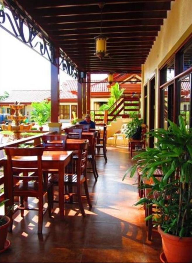 Maruyog'S Ridge Convention Center Hotel Quezon City Eksteriør billede
